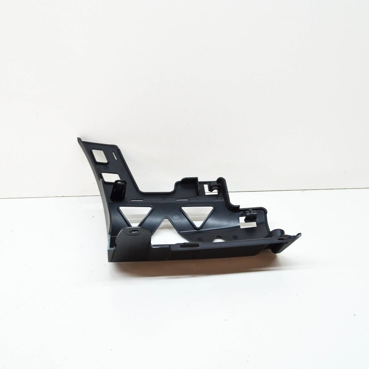 NEW MERCEDES-BENZ GLE W166 REAR RIGHT BUMPER BRACKET A1668853024 ORIGINAL