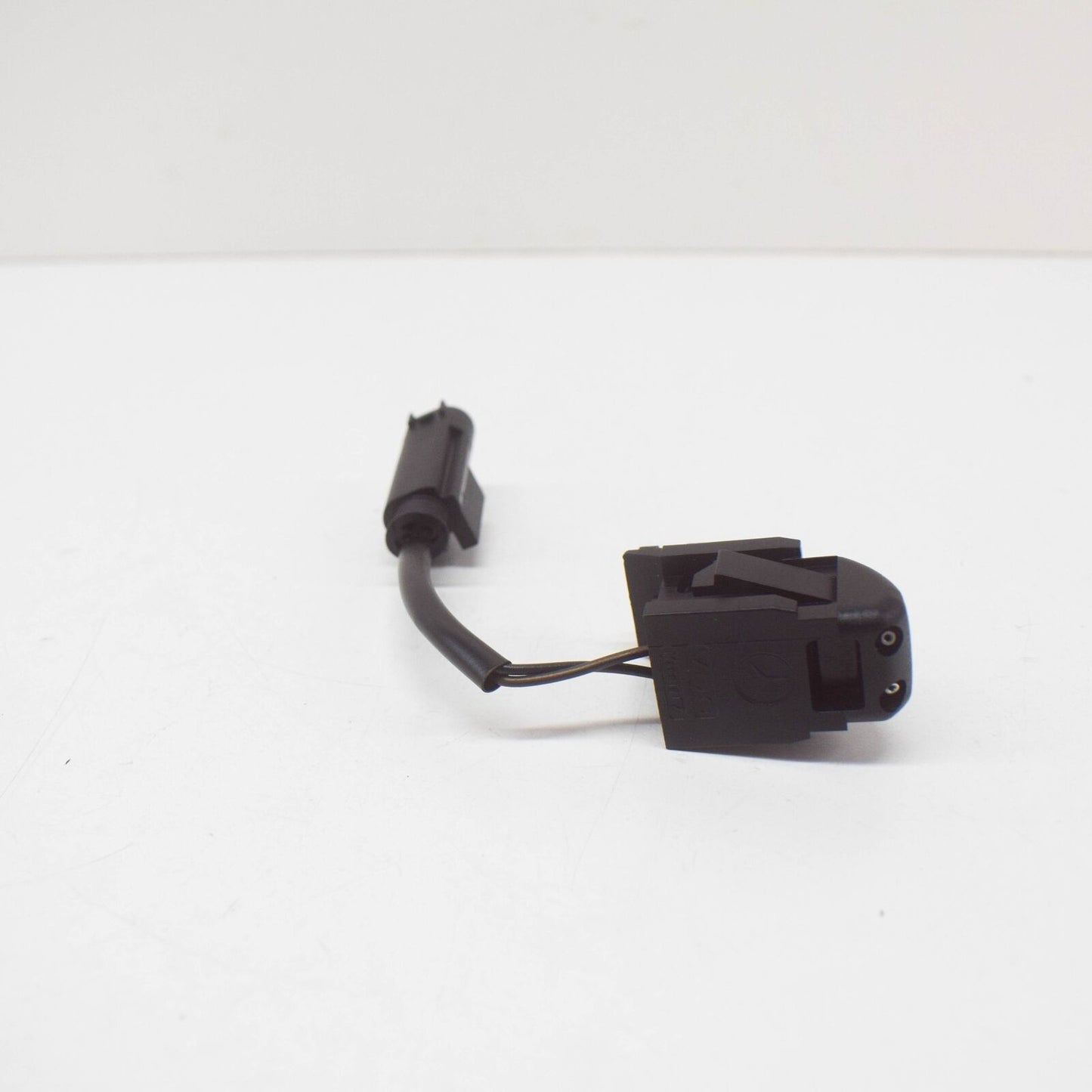 NEW MERCEDES-BENZ SL R230 WASHER JET NOZZLE A2308600347 ORIGINAL