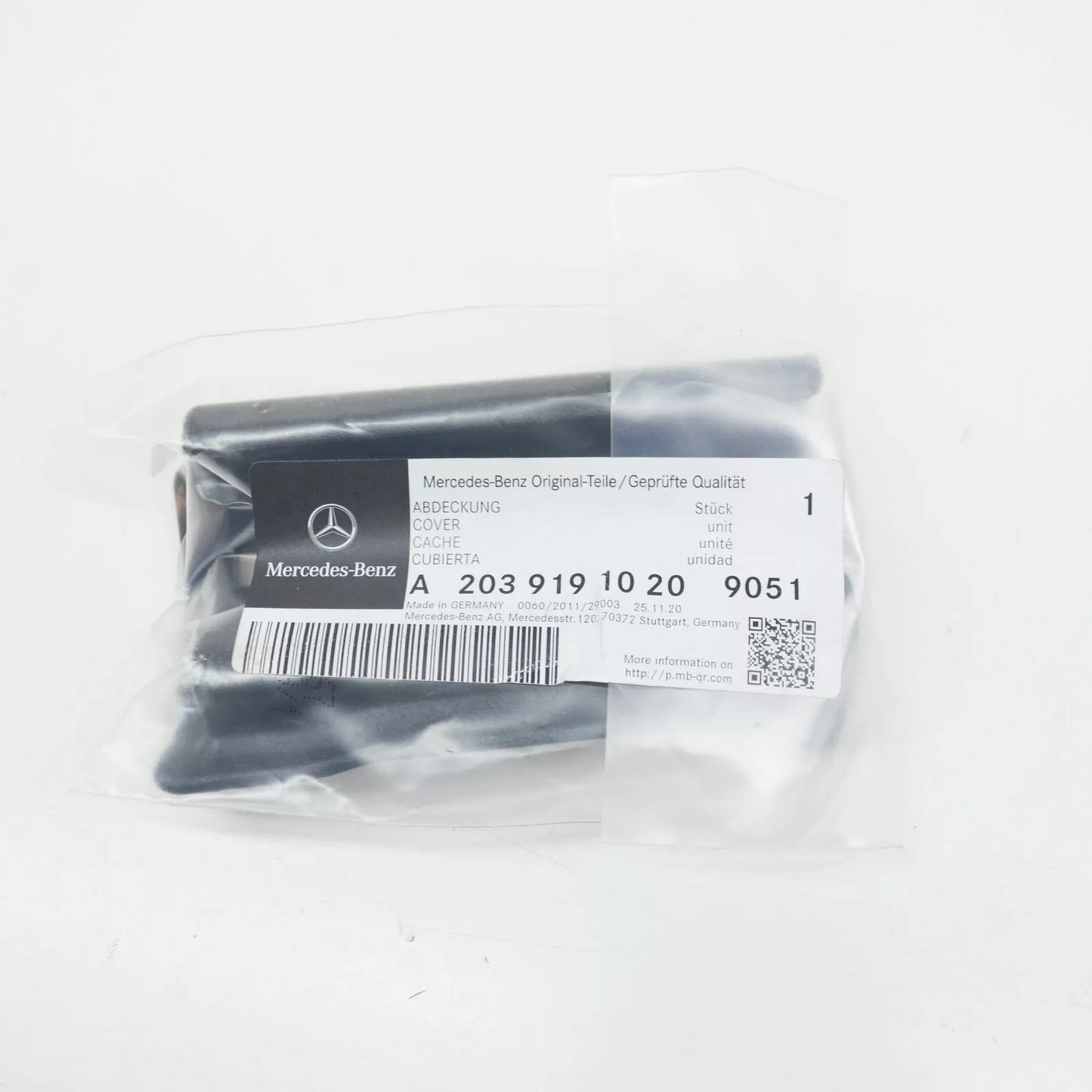 NEW MB C W203 FRONT SEAT REAR INSIDE RIGHT TRACK COVER A20391910209051 ORIGINAL