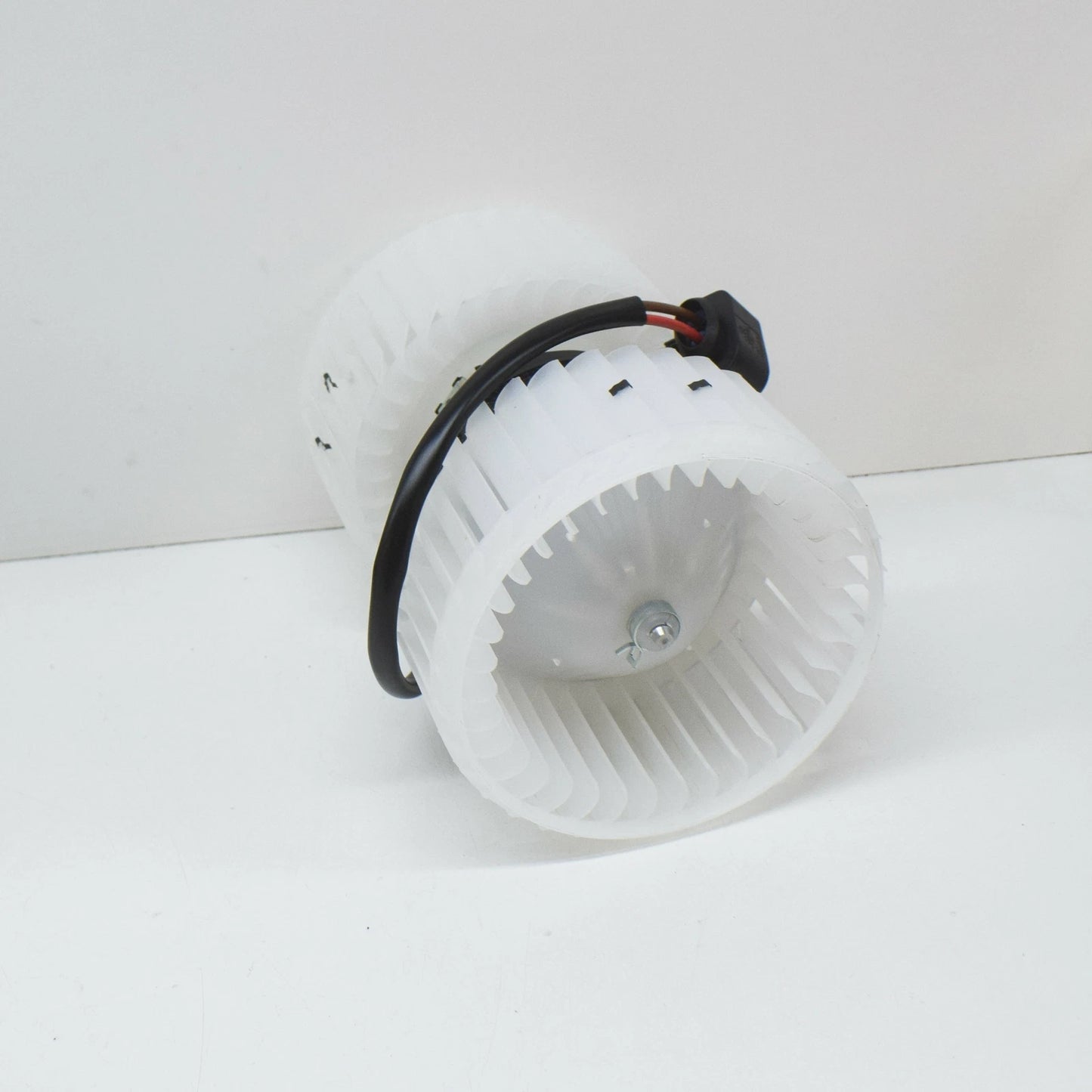 NEW AUDI A8 D3 FAN MOTOR WITH WHEEL 4E0959101A ORIGINAL