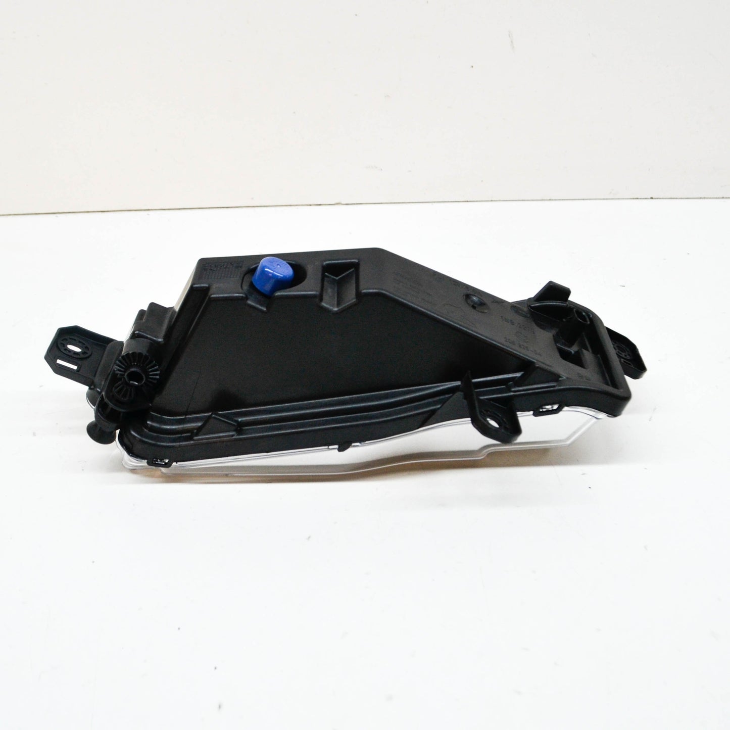 new bmw x5 g05 front right fog light 7406366 63177406366 original