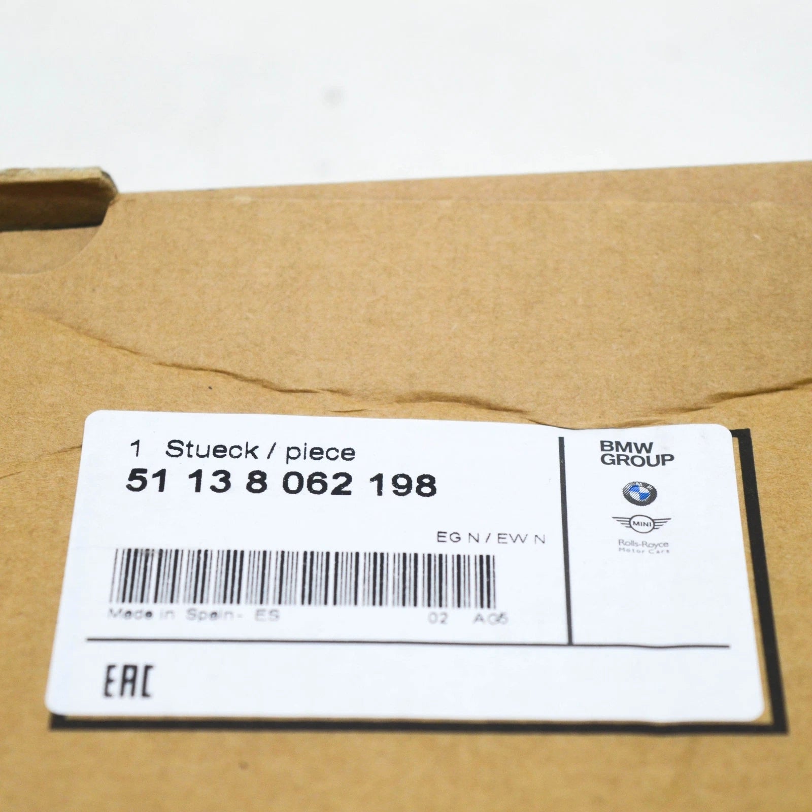 NEW BMW M2 COUPE F87 RIGHT SIDE WING MOULDING TRIM 51138062198 ORIGINAL