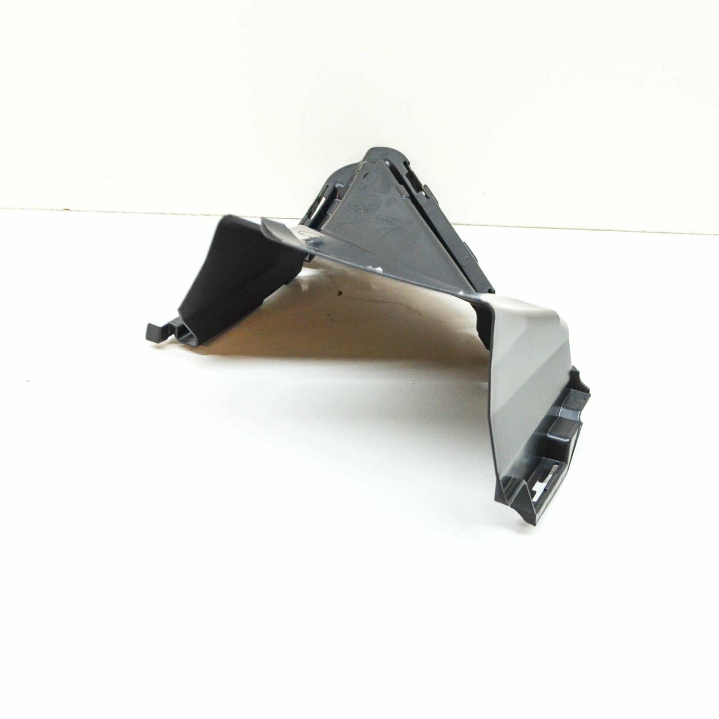 NEW VW GOLF MK7 GTI FRONT LOWER GRILLE END PLATE RIGHT 5G0853950K9B9 ORIGINAL