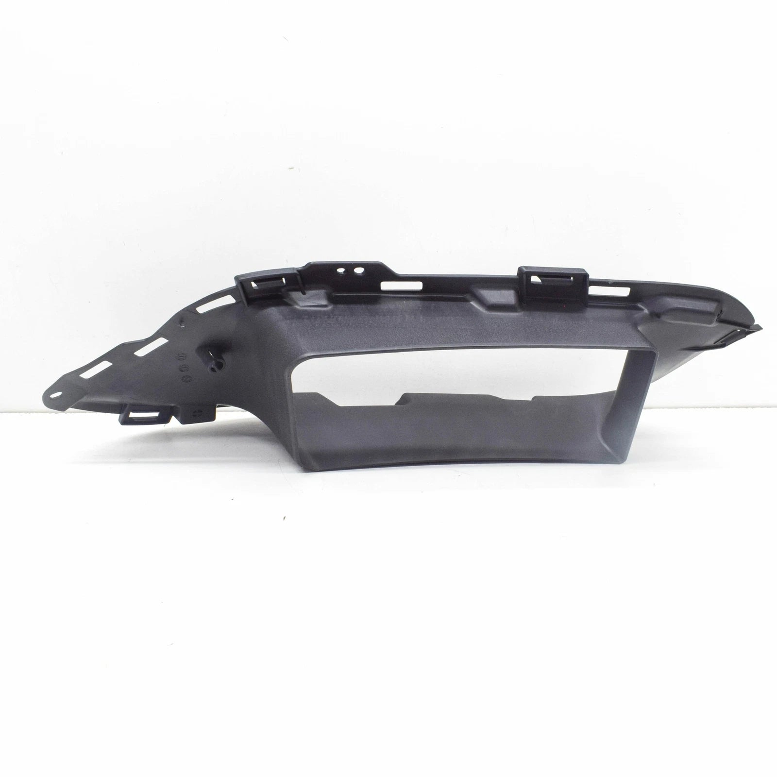 NEW MB C-CLASS W205 FRONT BUMPER LEFT AIR DUCT TRIM A2058850063 2016