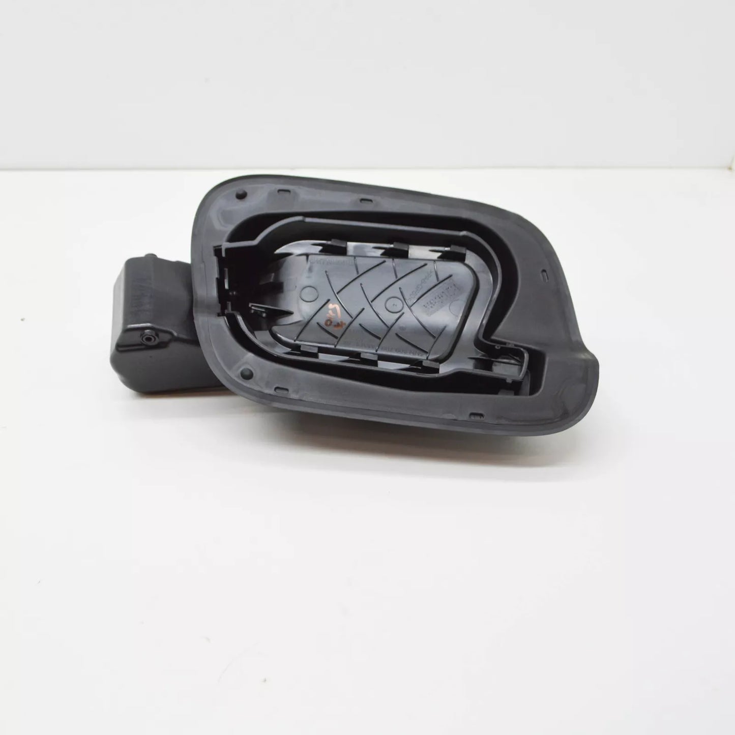 NEW VOLKSWAGEN TIGUAN ALLSPACE MK2 FUEL TANK FLAP HOUSING 5NN809857B