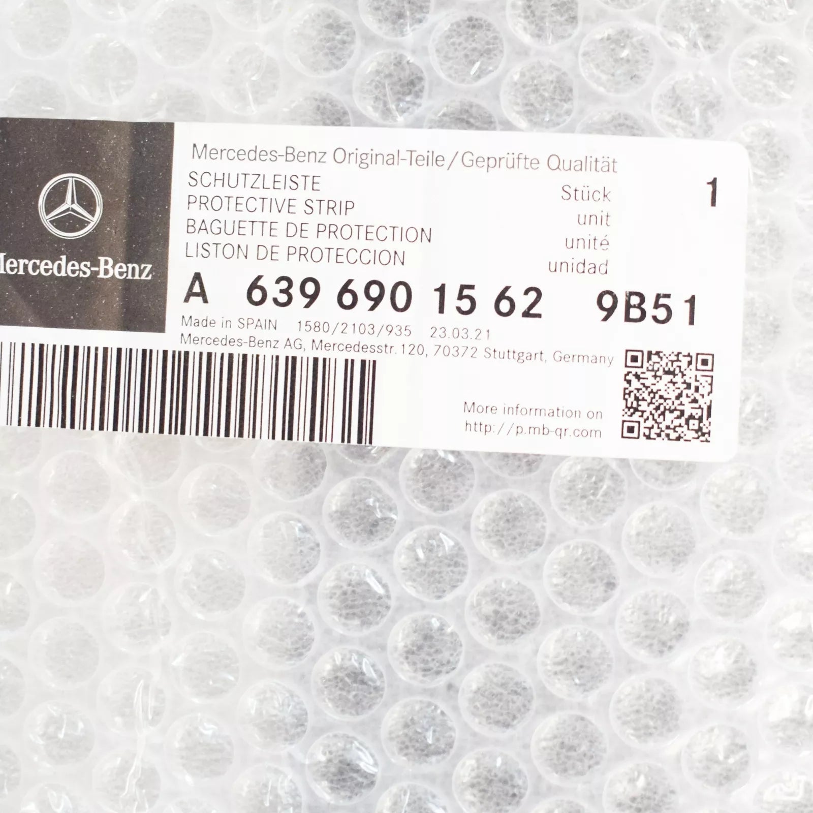 NEW MB VITO W639 LEFT SIDE PANEL BOTTOM PROTECTIVE STRIP A63969015629B51