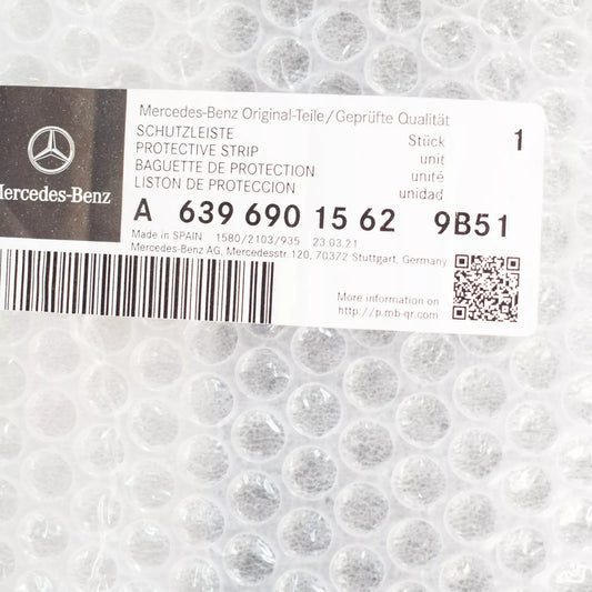 NEW MB VITO W639 LEFT SIDE PANEL BOTTOM PROTECTIVE STRIP A63969015629B51