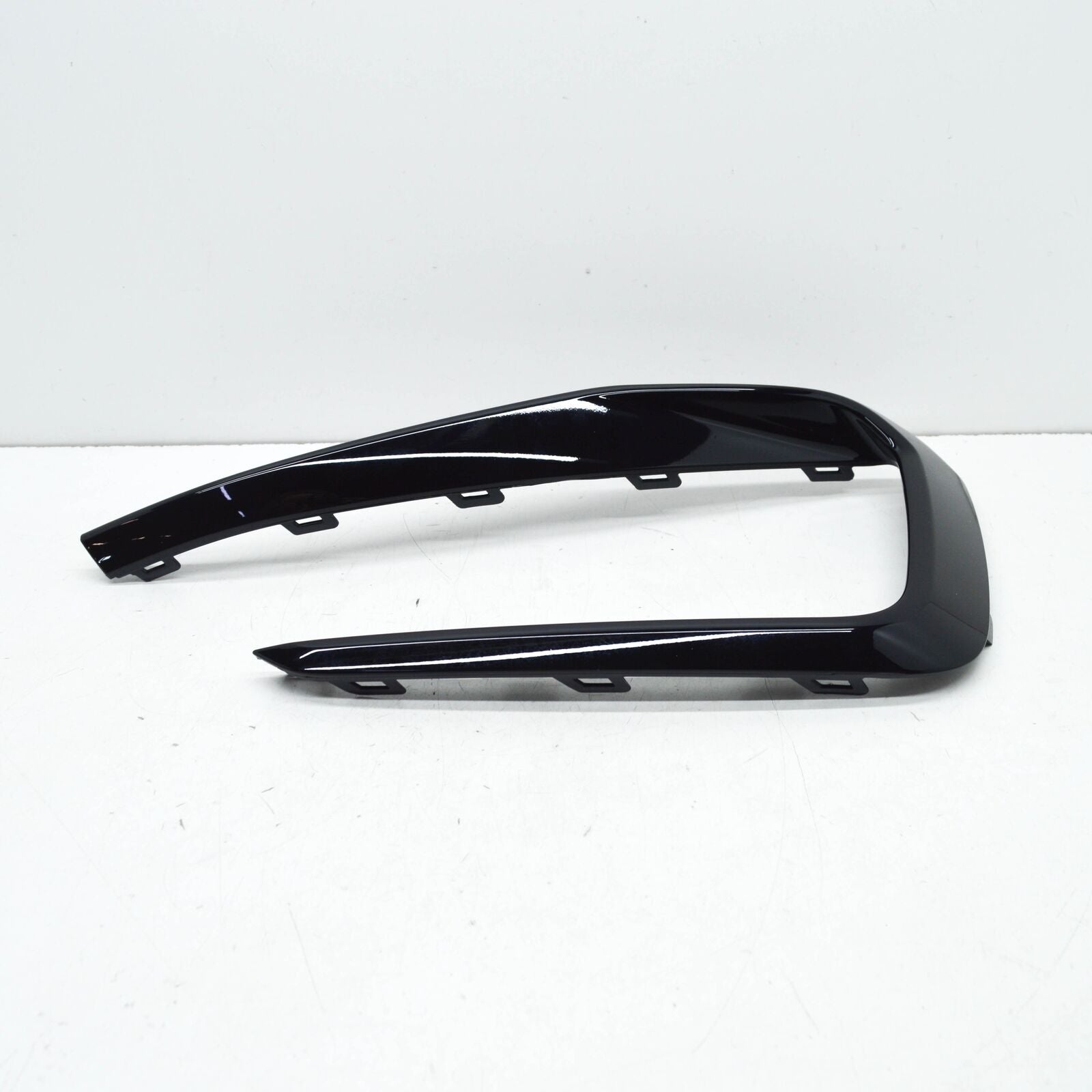 NEW VW POLO AW FRONT BUMPER RIGHT AIR VENT GRILLE TRIM 2G0853712041 ORIGINAL