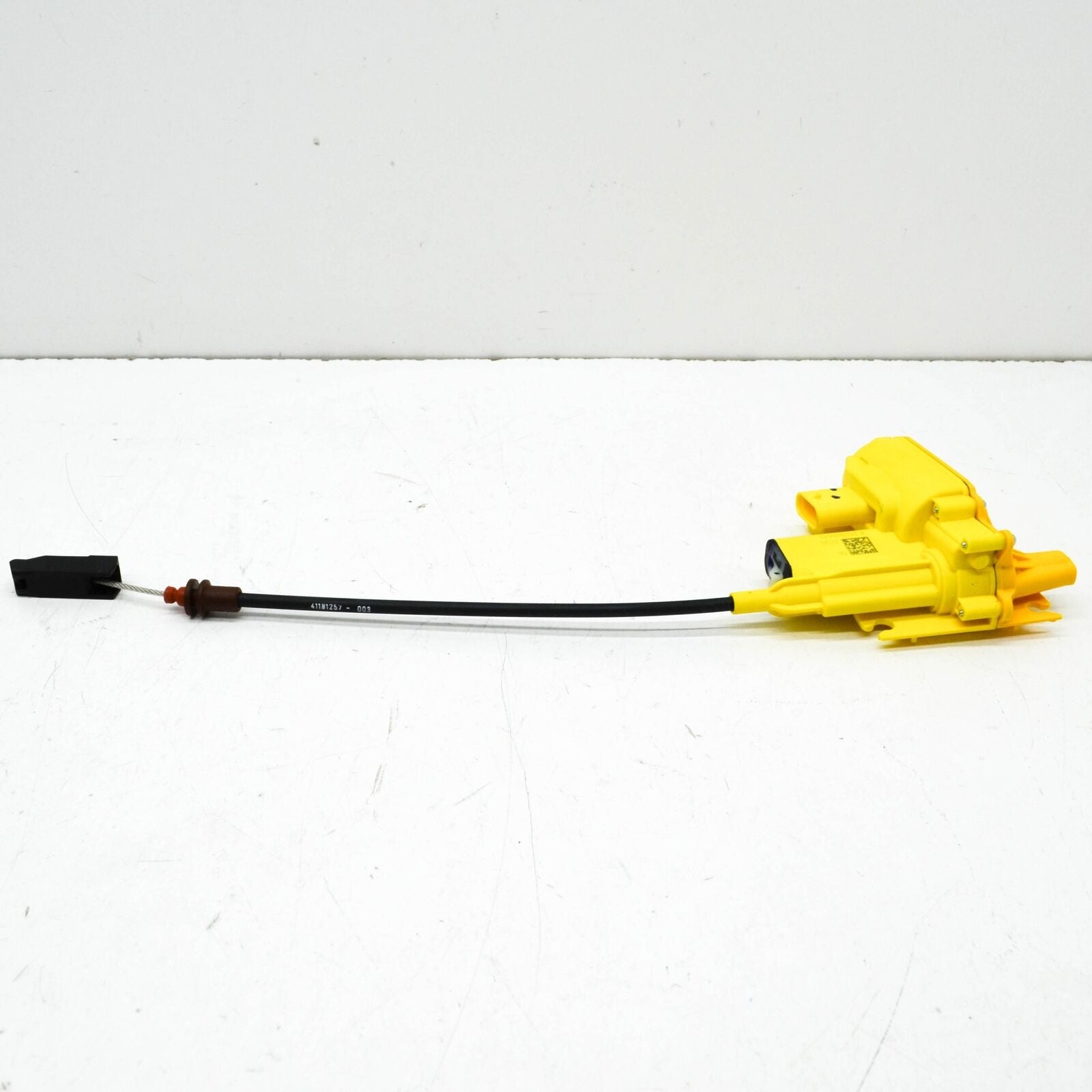 NEW MERCEDES-BENZ E W213 REAR RIGHT DOOR CLOSING ELEMENT A2137600600 ORIGINAL