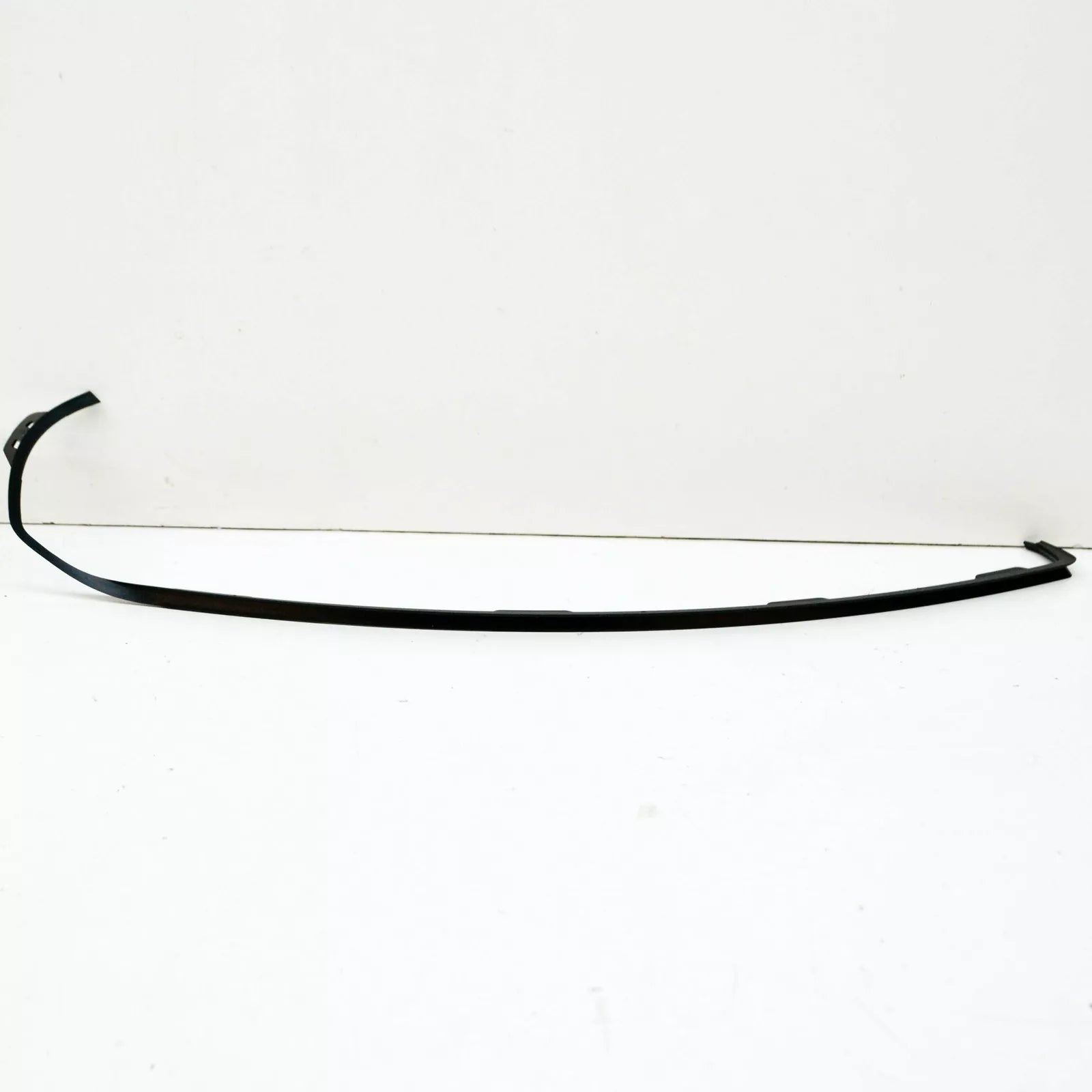 NEW MERCEDES-BENZ A-CLASS W176 FRONT BUMPER LEFT TRIM A1768851722 ORIGINAL