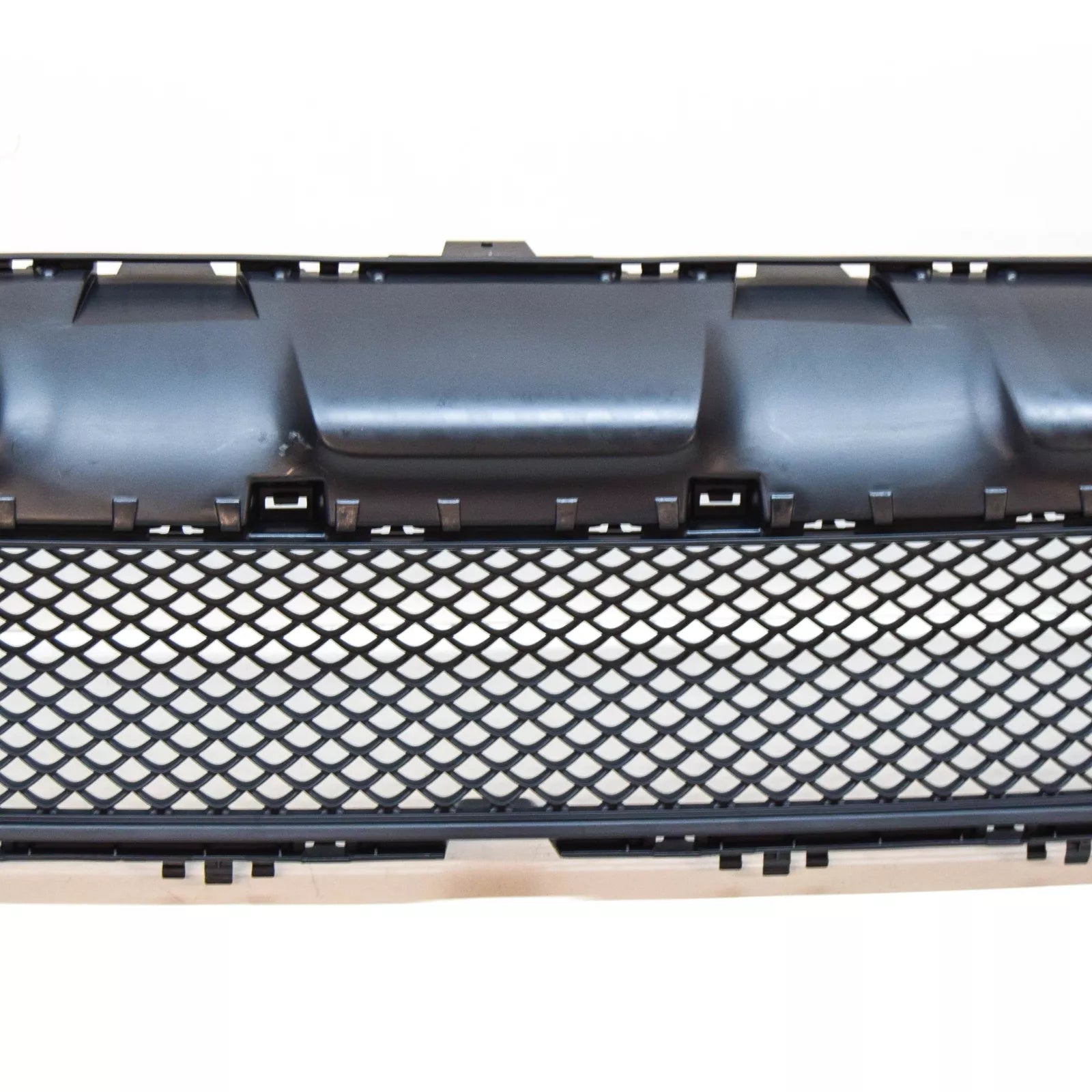 NEW MB GLA-CLASS X156 FRONT AMG BUMPER LOWER GRILLE A1568858600 ORIGINAL