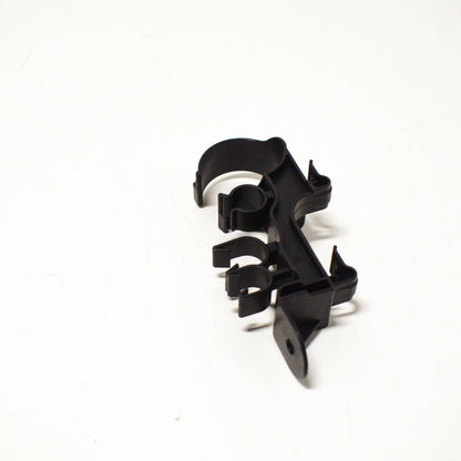 NEW MERCEDES BENZ ML W164 OIL FILTER BRACKET A1561830540 ORIGINAL