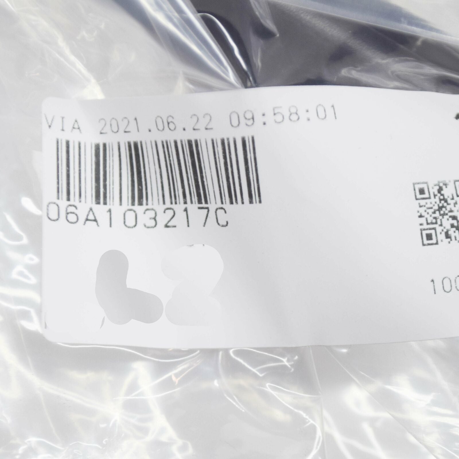 NEW VOLKSWAGEN TRANSPORTER T5 ENGINE CRANKCASE BREATHER LINE 06A103217C ORIGINAL