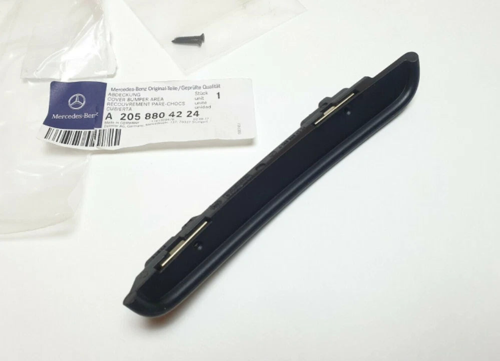 NEW MERCEDES-BENZ C W205 REAR BUMPER AREA RIGHT COVER A2058804224 ORIGINAL