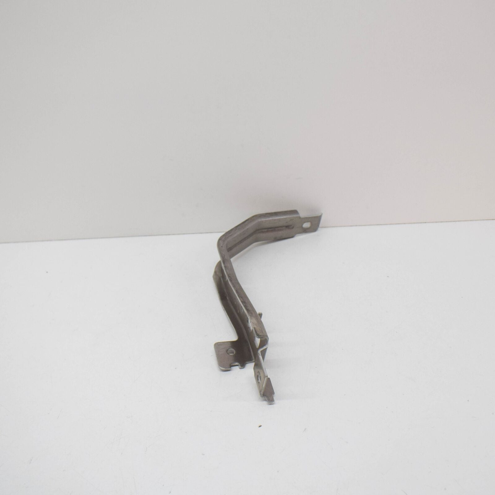 NEW AUDI TT FV 8S RIGHT RADIATOR SUPPORT OUTER BRACKET 8S0959116A ORIGINAL