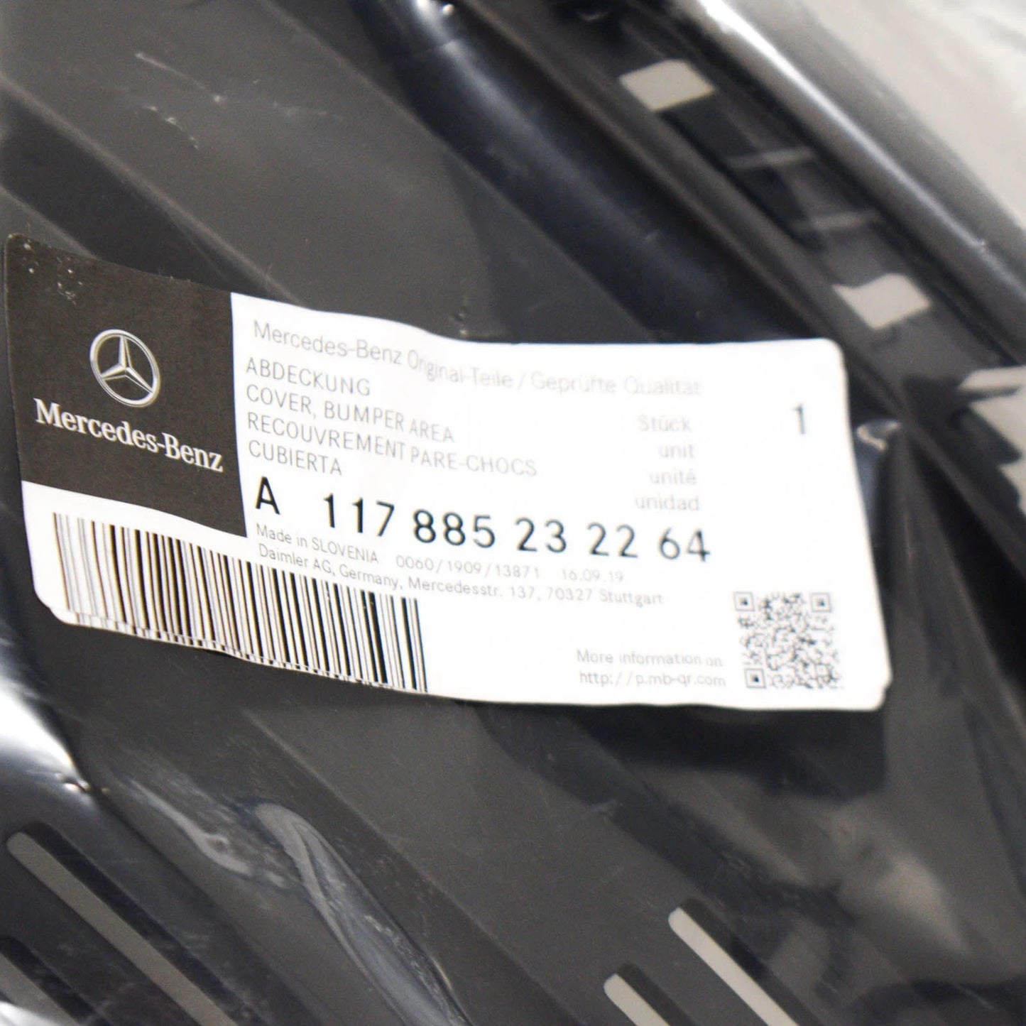 NEW MERCEDES-BENZ CLA COUPE C117 FRONT RIGHT INNER GRILLE A117885232264 ORIGINAL