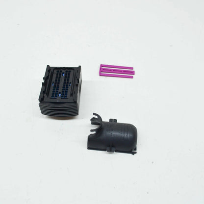 NEW AUDI A1 SPORTBACK GB FLAT CONTACT HOUSING 5Q0906379