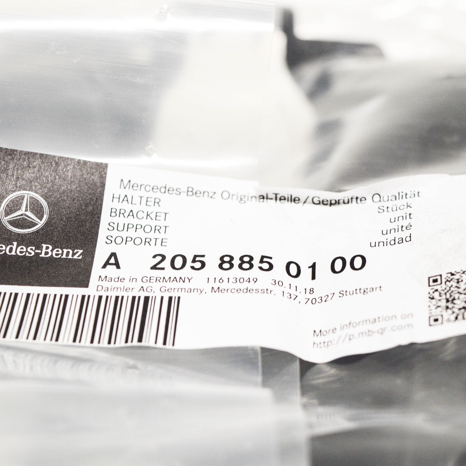 NEW MERCEDES-BENZ AMG C-CLASS W205 REAR BUMPER BRACKET LEFT A2058850100 ORIGINAL