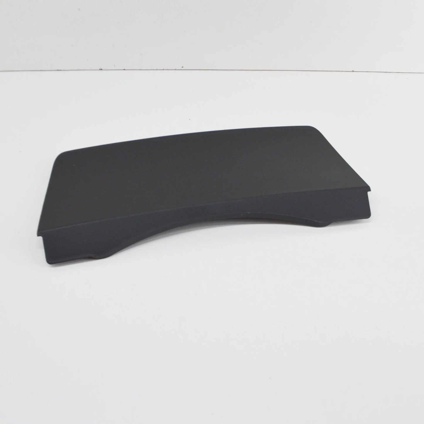 NEW VOLKSWAGEN GOLF MK6 REAR BUMPER TOWING FACILITY COVER 5K6807397G9B9 ORIGINAL