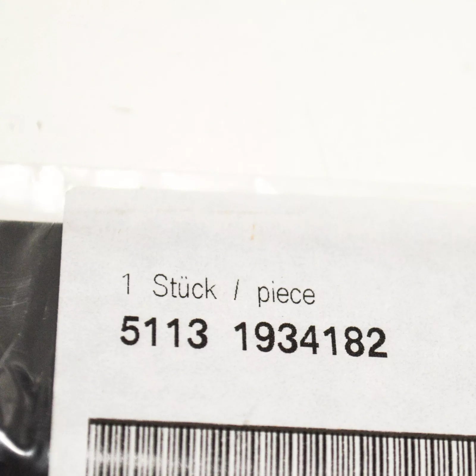 NEW BMW 5 E34 REAR RIGHT DOOR MOULDING 51131934182 1934182 ORIGINAL