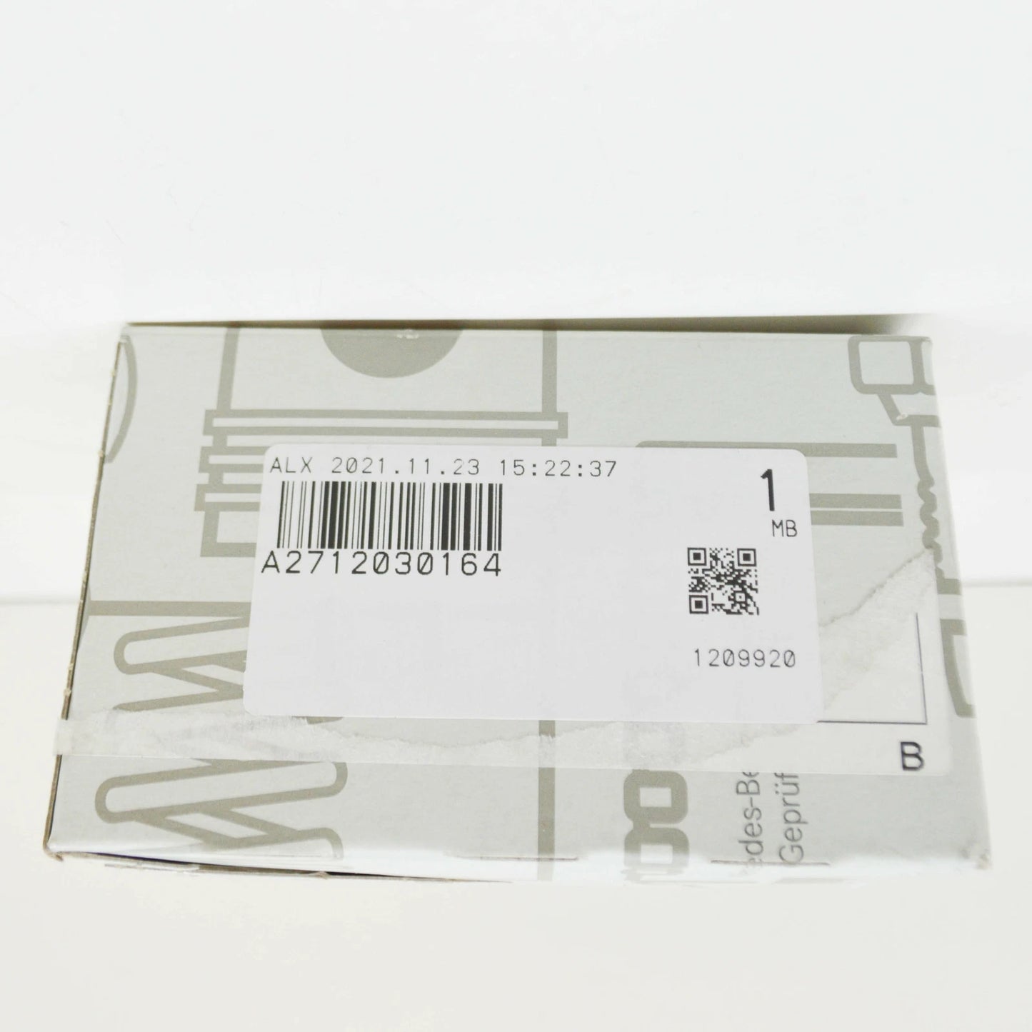 NEW MERCEDES-BENZ C W204 ENGINE COOLING WATER PUMP VALVE A2712030164