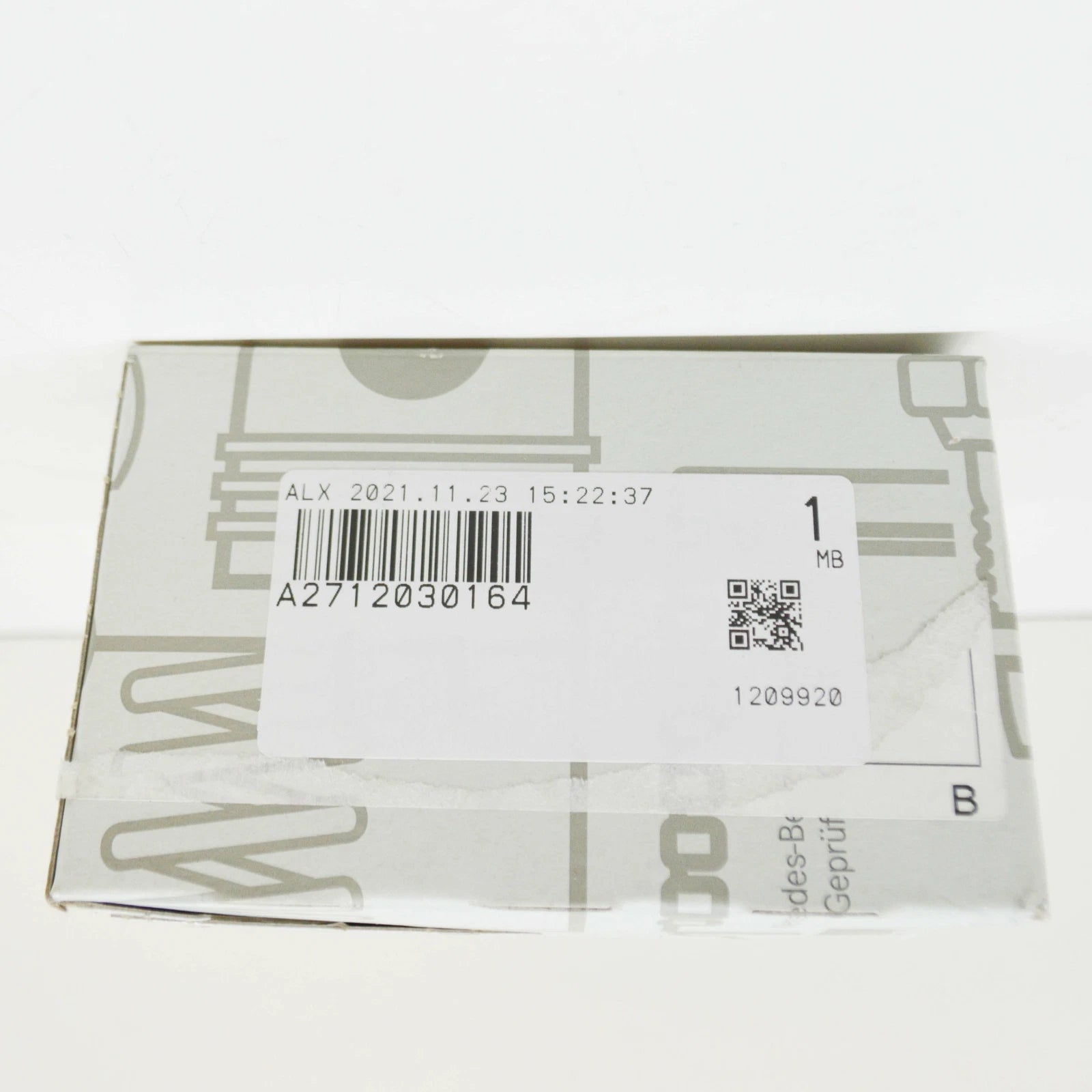 NEW MERCEDES-BENZ C W204 ENGINE COOLING WATER PUMP VALVE A2712030164