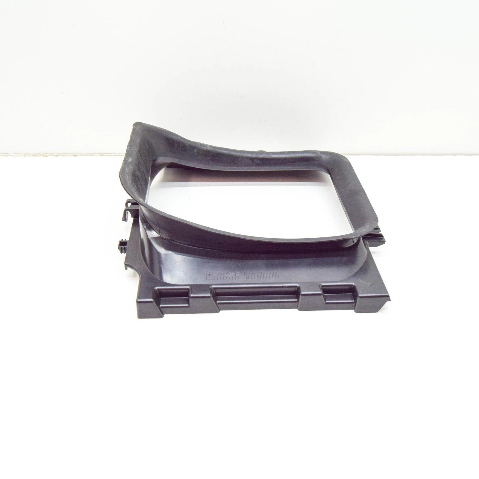 NEW MERCEDES-BENZ S W223 REAR RADIATOR AIR DUCT A2235052500 ORIGINAL