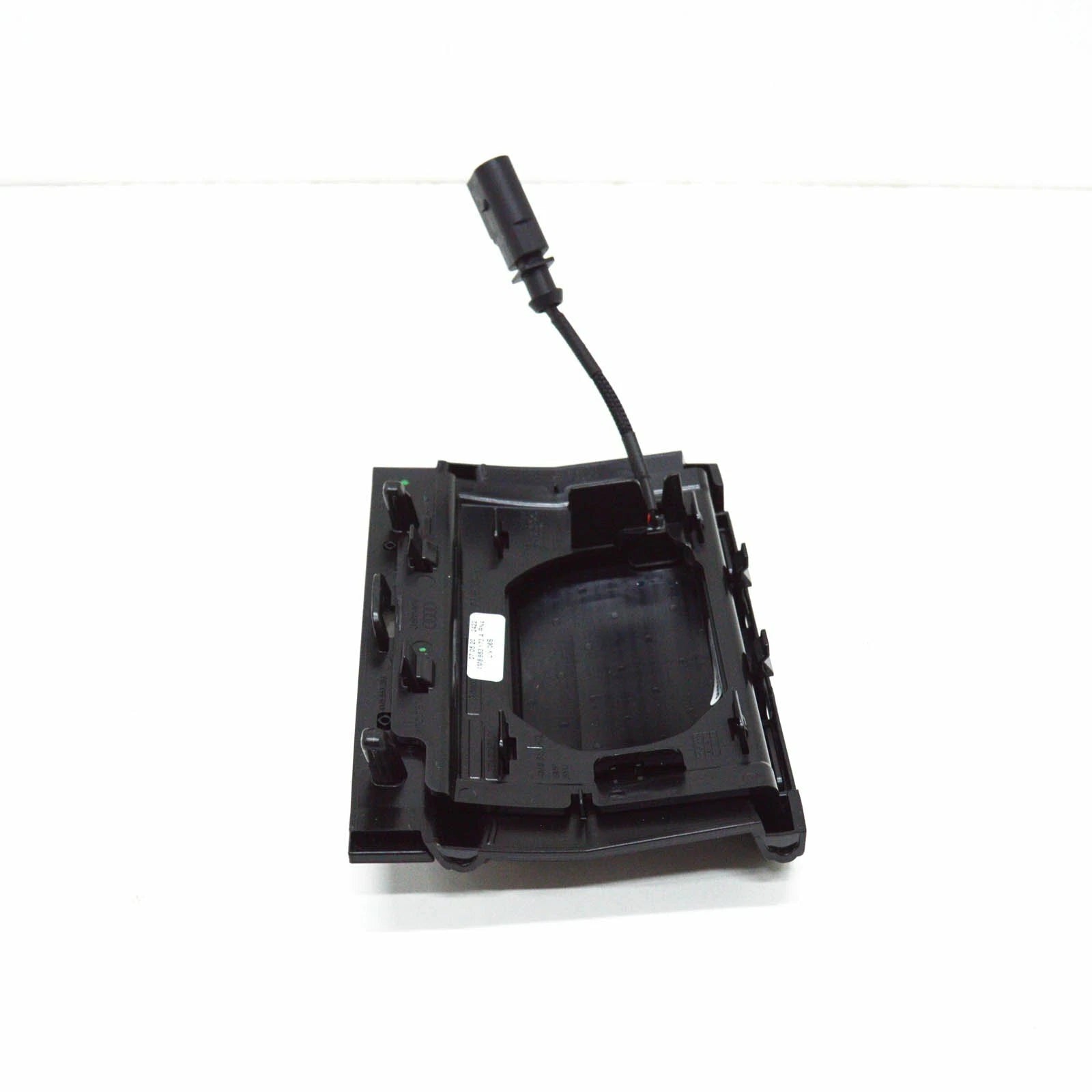 NEW AUDI Q8 FRONT BUMPER GRILLE LEFT MOLDING BEZEL 4M8853173ARN4