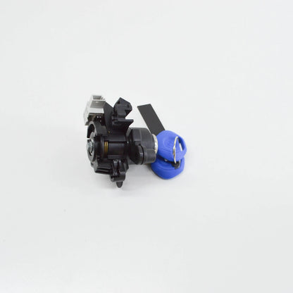 NEW BMW 5 E60 CATCH WITH KEY 51247201533 7201533 ORIGINAL