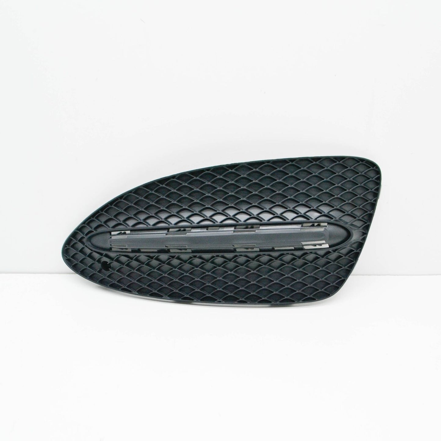 NEW MERCEDES-BENZ B W246 FRONT LEFT GRILL A2468852722 ORIGINAL