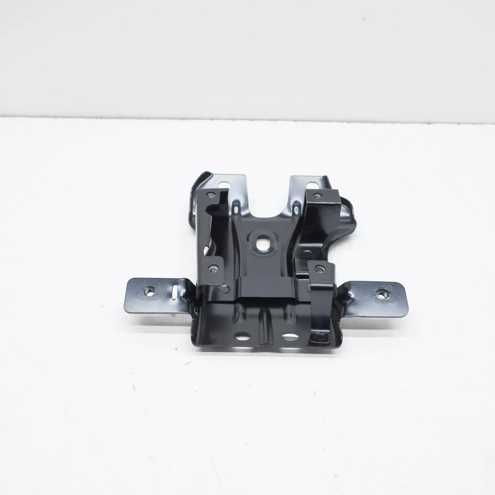 NEW VW GOLF MK7 5G COOLANT RADIATOR LOCK CARRIER BRACKET 5G0805567J