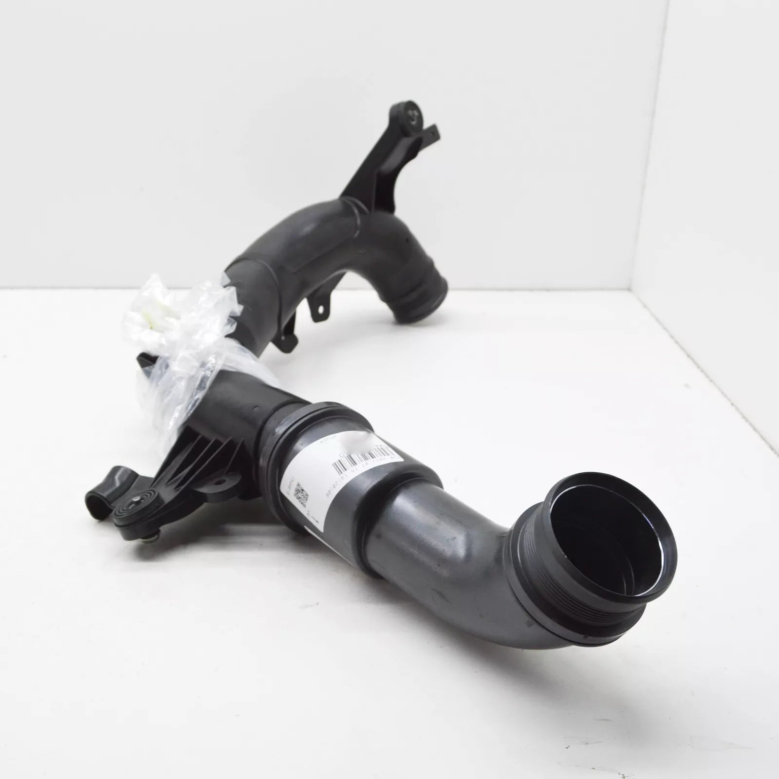 NEW VOLKSWAGEN ARTEON 3H7 CHARGE AIR TUBE 5WA145840D ORIGINAL