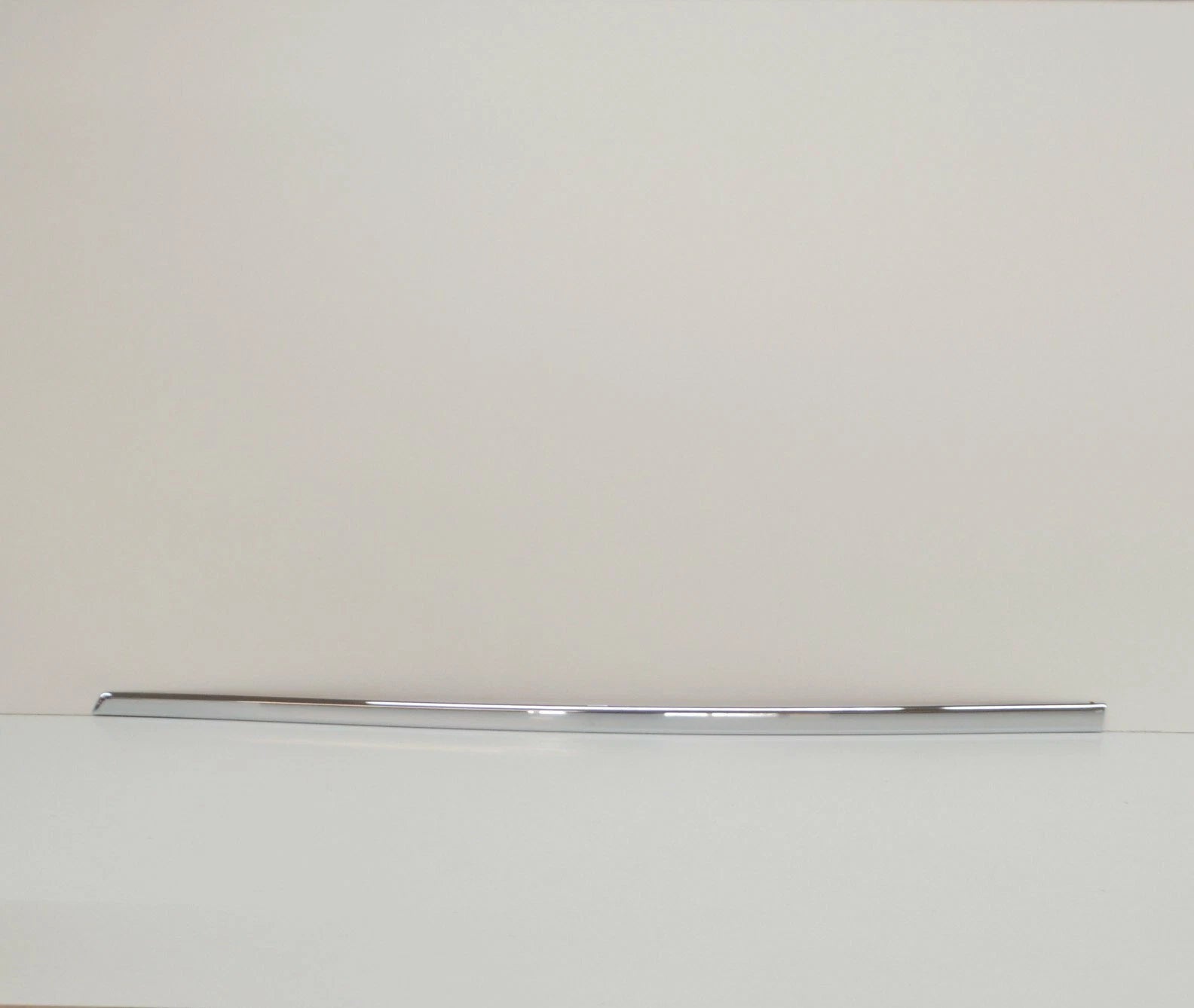 NEW MERCEDES-BENZ GLK-CLASS X204 FRONT RIGHT DOOR CHROME MOLDING TRIM