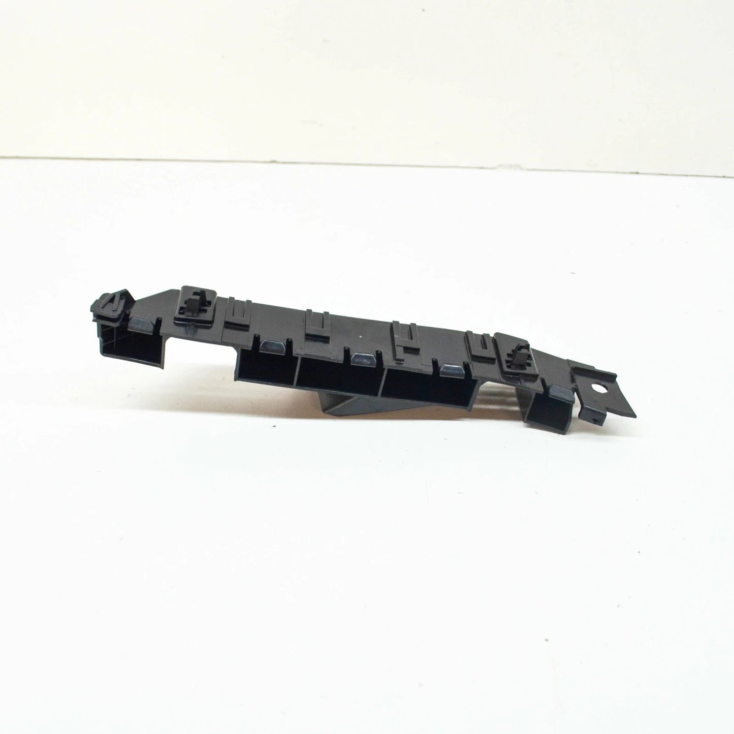 NEW VOLKSWAGEN TRANSPORTER T6 FRONT LEFT BUMPER BRACKET GUIDE 7LA807183A