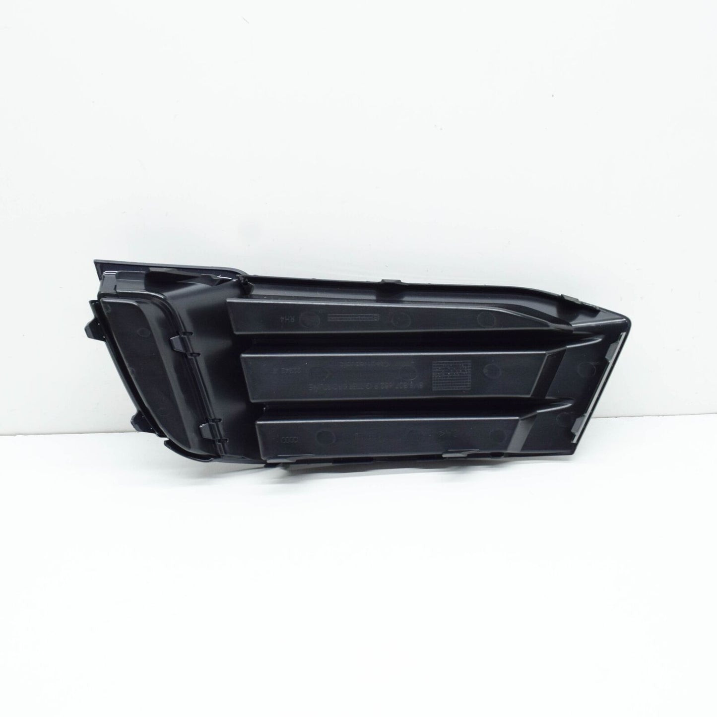 NEW AUDI A3 CABRIO 8V FRONT RIGHT AIR GUIDE GRILLE 8V5807672ESM ORIGINAL