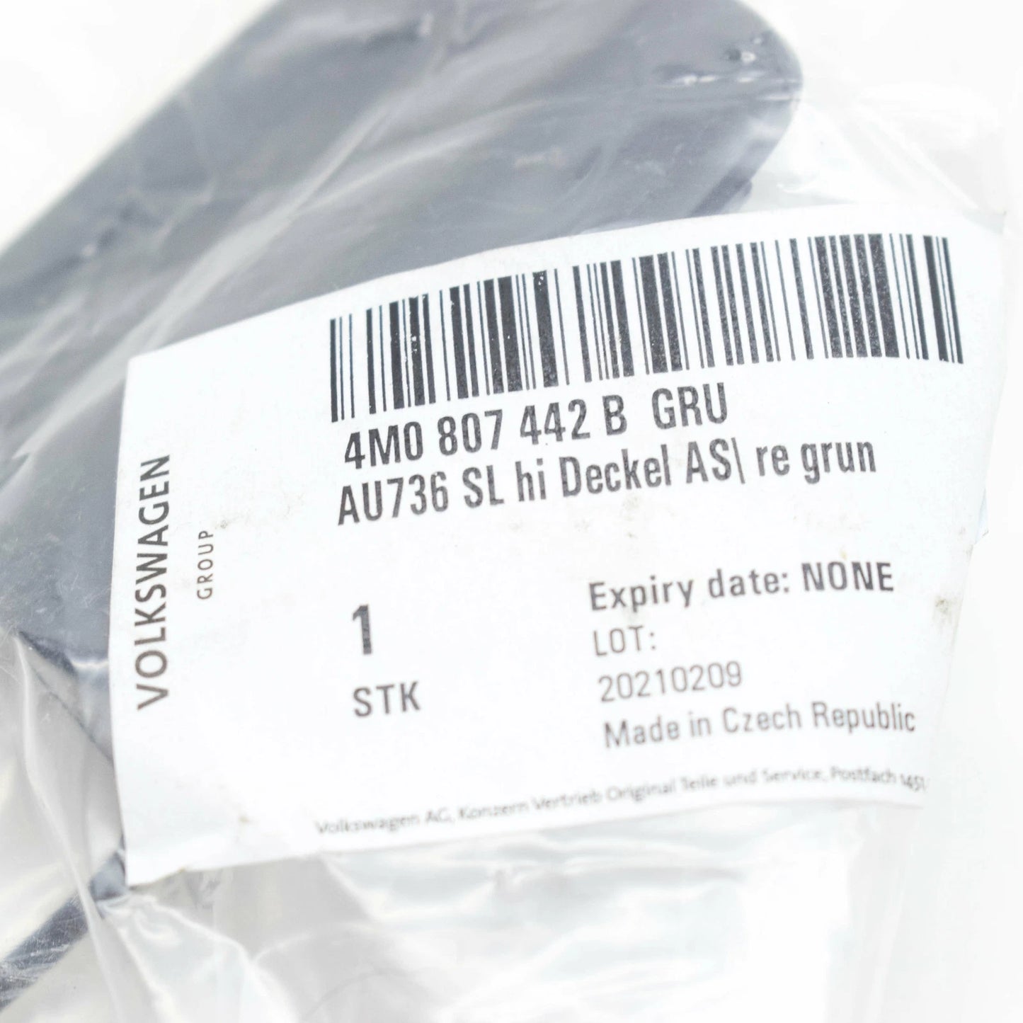 NEW AUDI Q7 4M REAR BUMPER RIGHT TOW HOOK EYE COVER 4M0807442BGRU ORIGINAL