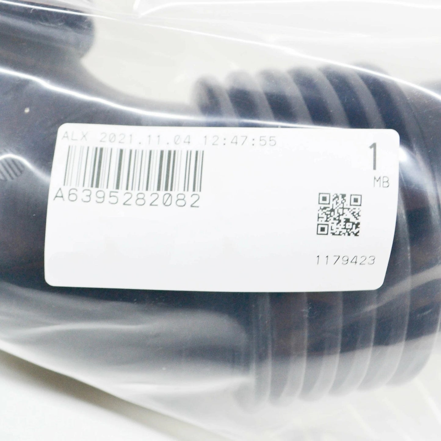 NEW MB VITO W639 AIR FILTER TO TURBOCHARGER HOSE A6395282082