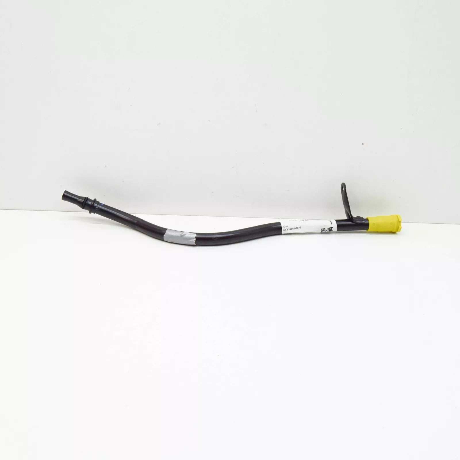 NEW AUDI RS3 ENGINE OIL DIPSTICK TUBE 07K115610C ORIGINAL