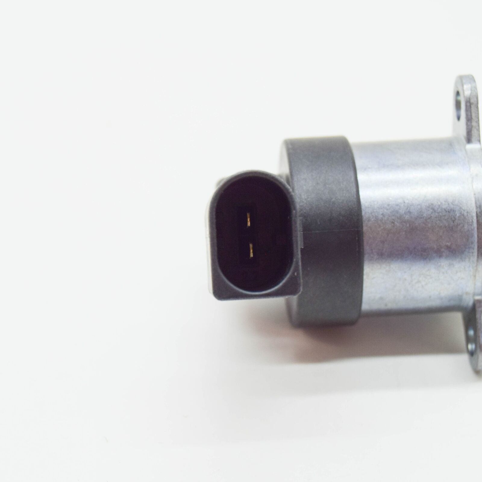 NEW MERCEDES-BENZ GLE W166 FUEL PRESSURE REGULATOR VALVE A6420740284 ORIGINAL