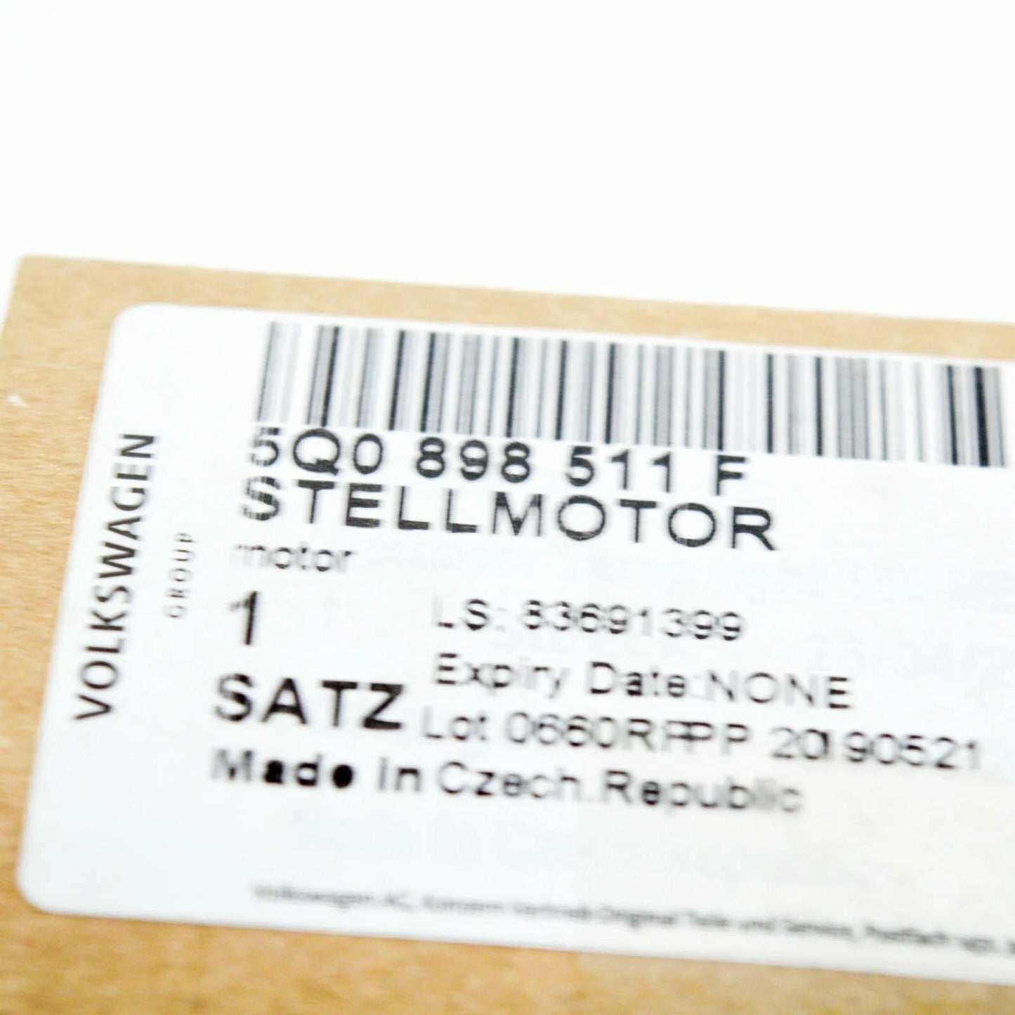 NEW AUDI A3 8PA RIGHT HEATER MOTOR FLAPER ACTUATOR 5Q0898511F GRENUINE 2013