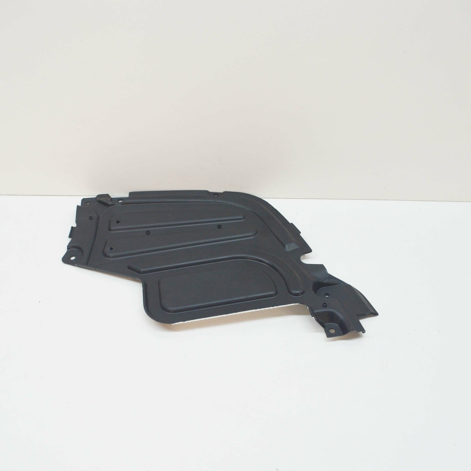 new bmw x5 g05 rear left underbody panelling 51128091981 8091981 original