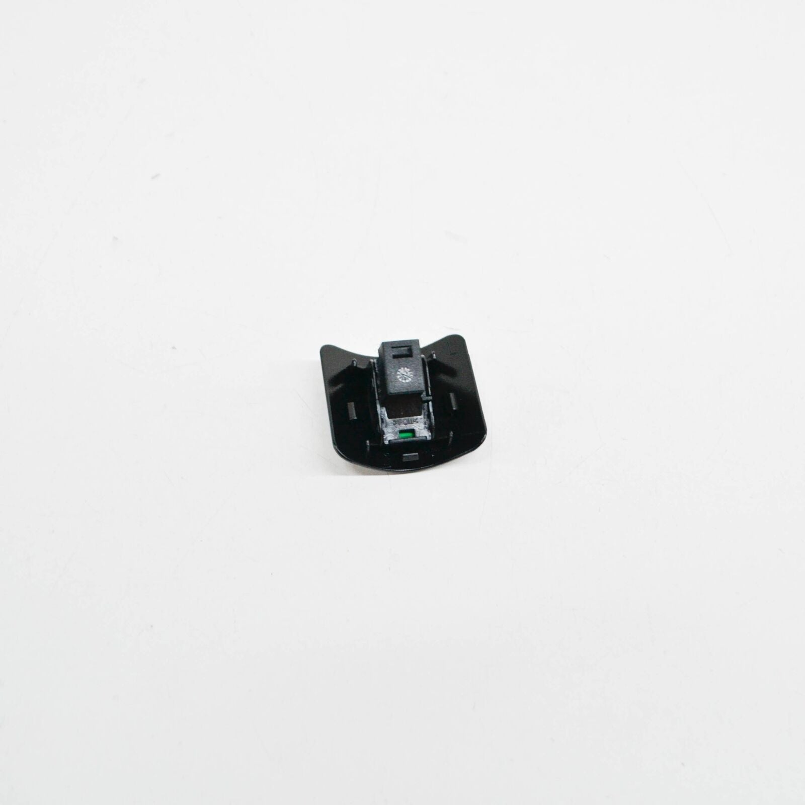 NEW MB VITO W447 INNER LEFT B-PILLAR LAMP UNIT A44782008399051 ORIGINAL