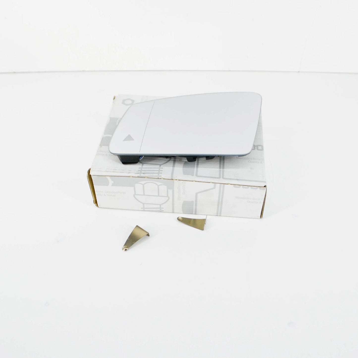 NEW MERCEDES-BENZ C W204 FRONT LEFT DOOR MIRROR GLASS A2128102121 ORIGINAL