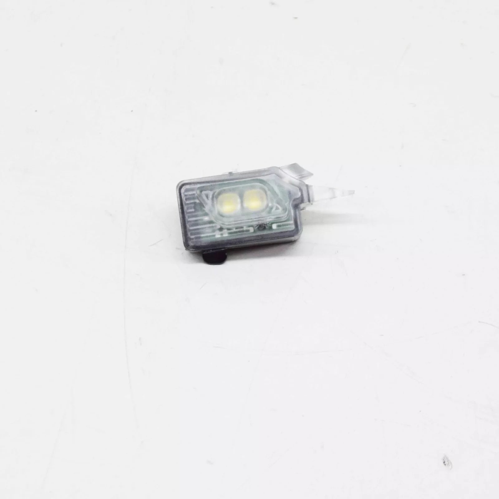 NEW AUDI A4 B9 REAR LEFT DOOR COURTESY LIGHT 8W0947133