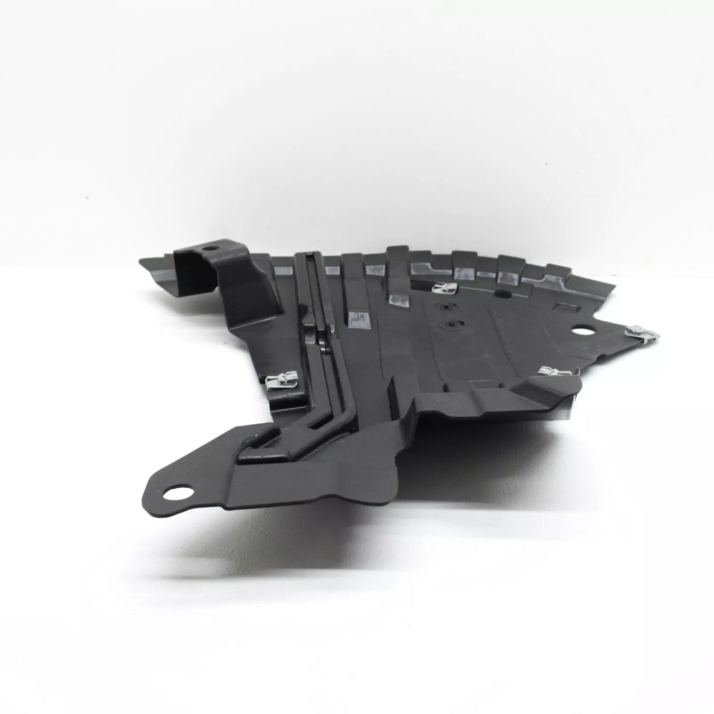 NEW MB S W222 FRONT RIGHT ENGINE COMPARTMENT COVER A2225202200 ORIGINAL