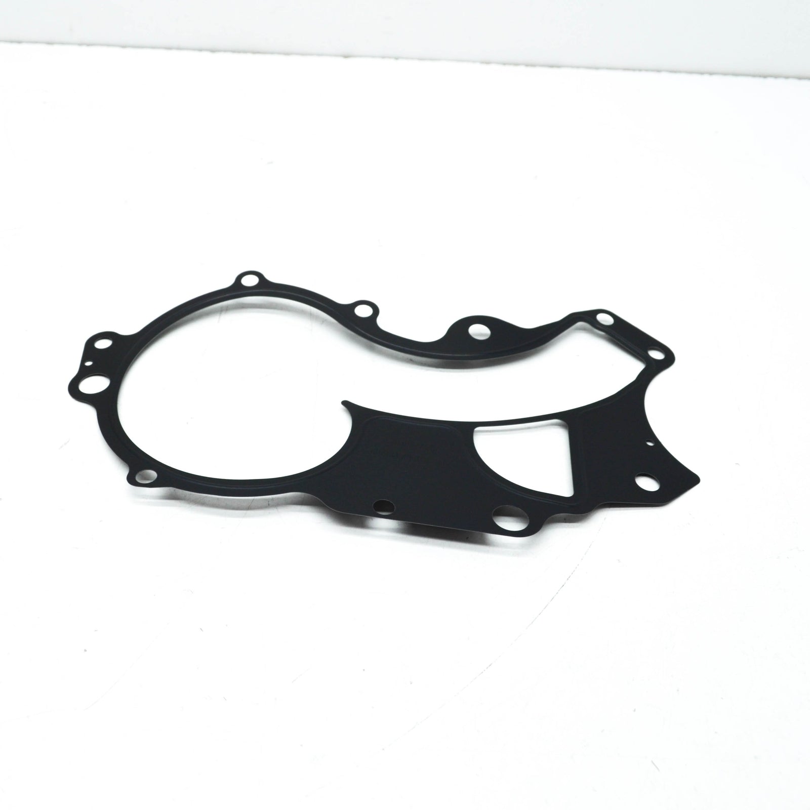 NEW MERCEDES-BENZ ML W164 WATER PUMP GASKET A1562010280 ORIGINAL