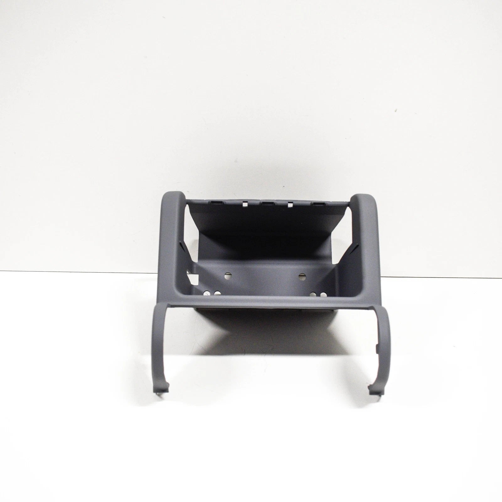 NEW BMW 3 E46 REAR CENTER CONSOLE UPPER PART 51168248529 8248529 2004 ORIGINAL