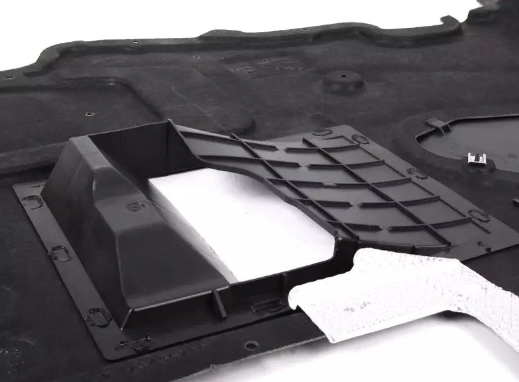 NEW BMW 5 TOURING E61 CENTER BELLY PAN 7162577 51757162577 ORIGINAL