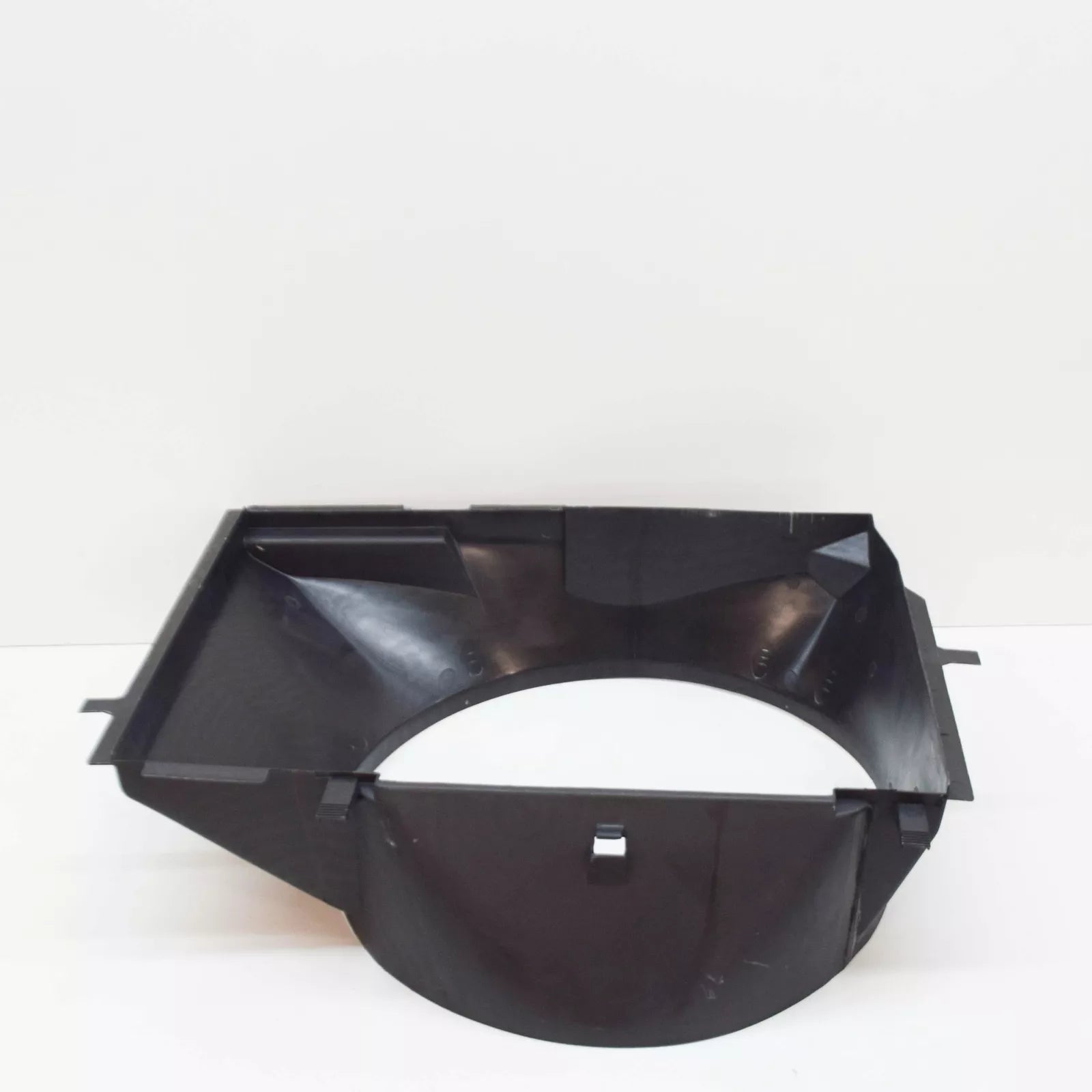 NEW MERCEDES-BENZ C-CLASS W202 FAN SHROUD A2025052155 ORIGINAL