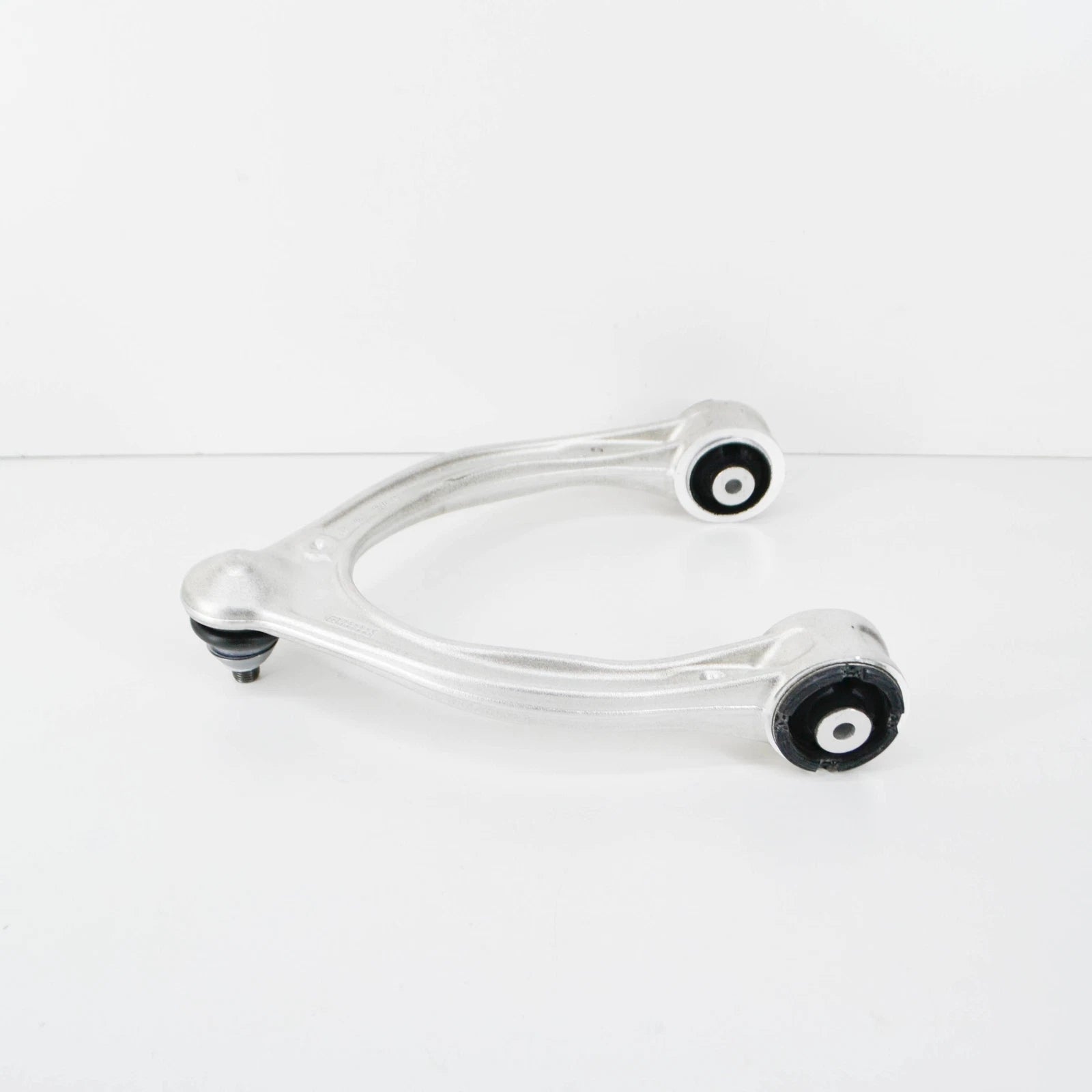 NEW MERCEDES-BENZ C-CLASS W205 FRONT LEFT UPPER CONTROL ARM A2053305501